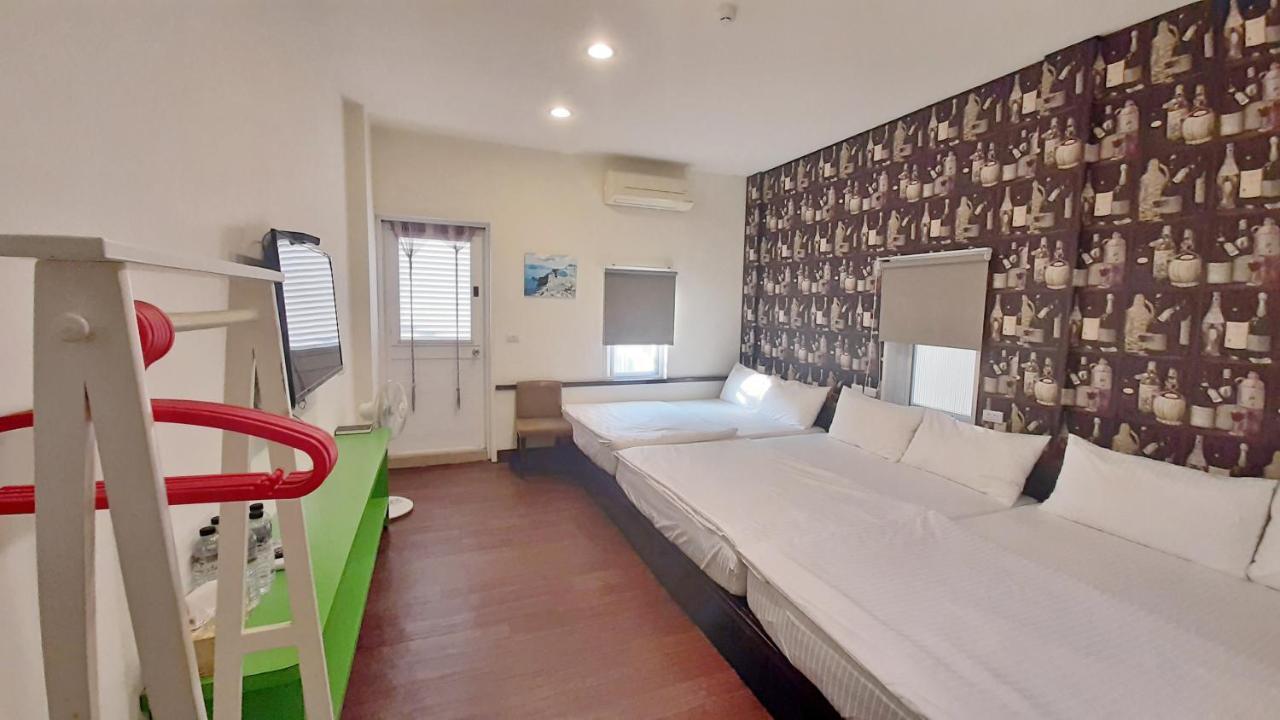 Home Sweet Beach Hotel Xiaoliuqiu Eksteriør billede